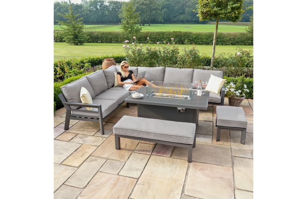 New York New York Corner Dining Set - With Firepit Table