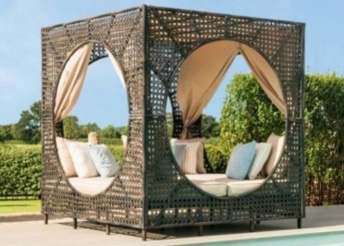 Why it is important to buy durable outdoor furniture?